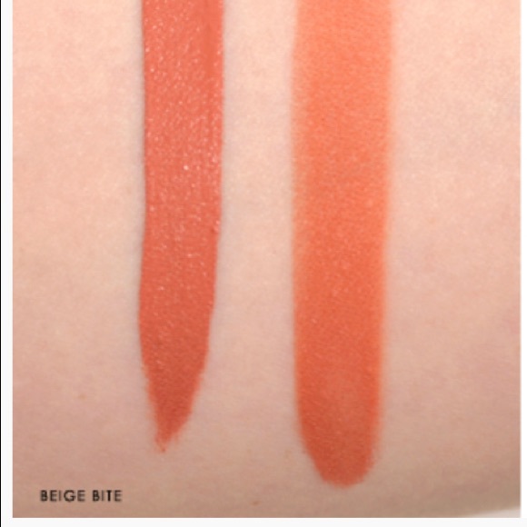 Laura Geller | Fifty Kisses Lip Locking Liquid Colour in Beige Bite <NEW> - Picture 3 of 3